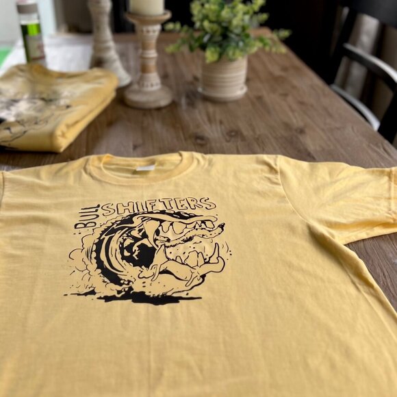 Left 4 Dead Ellis Bullshifters Tee  |  Cosplay Ellis Left 4 Dead T Shirt - Picture 5 of 5